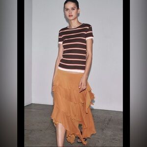 Zara double stripe tee shirt black & red